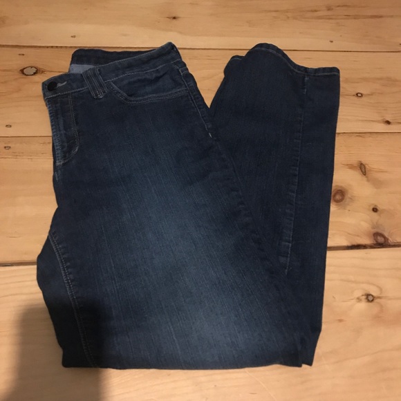 NYDJ Denim - NYDJ Marilyn Straight Leg Jeans Size 12 NYDJ Denim - NYDJ Marilyn Straight Leg Jeans Size 12